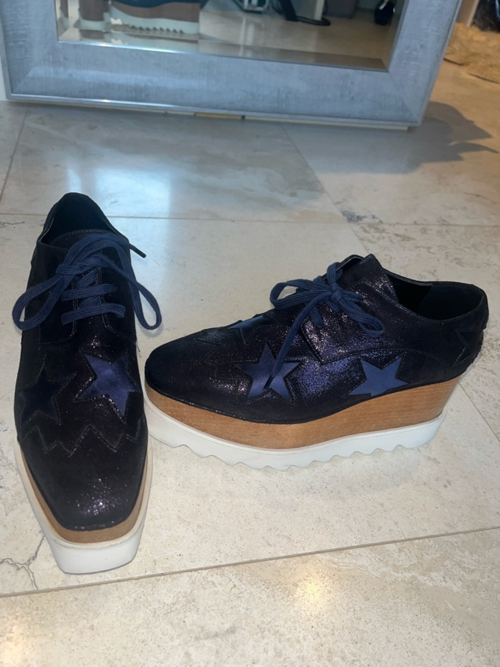 Stella McCartney Elyse Navy Star Platform Lace-Up Sneakers